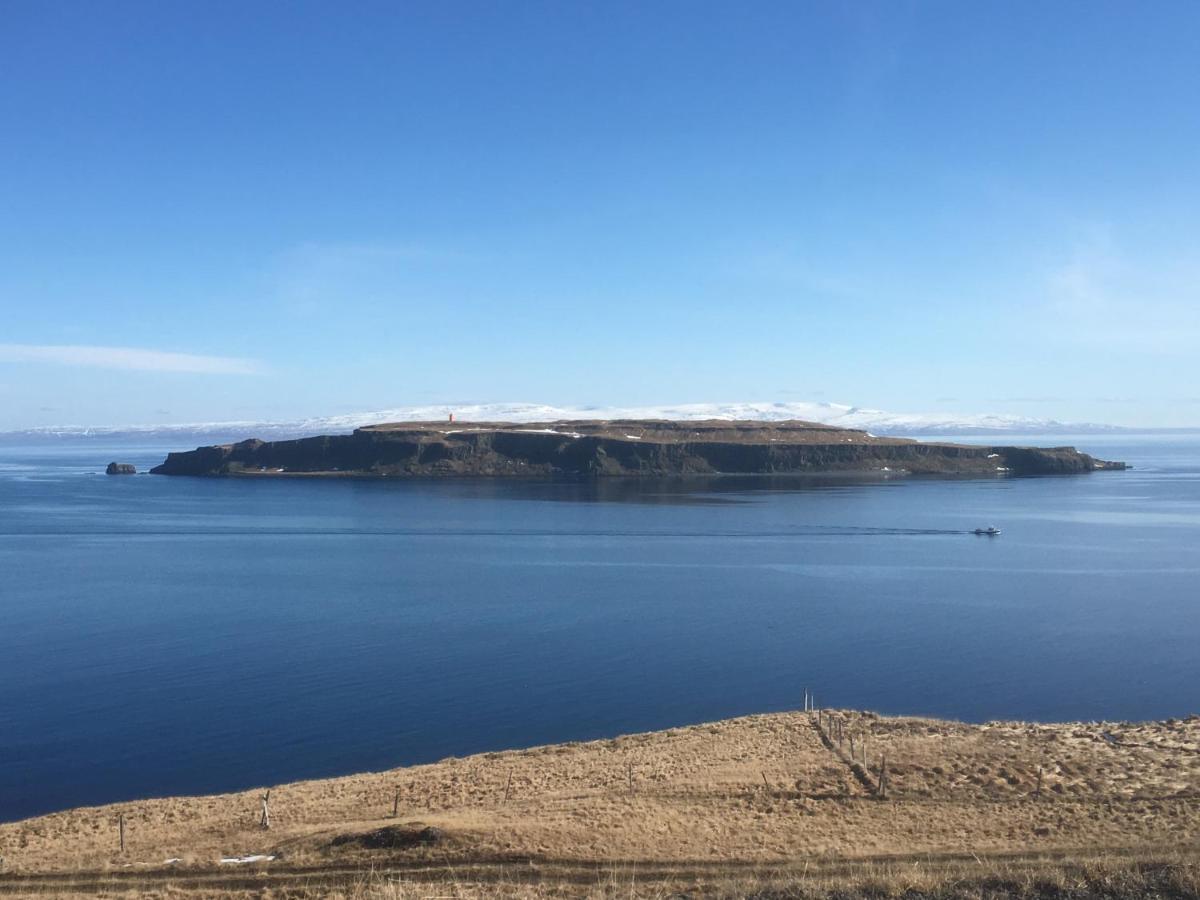 Sunna'S Guesthouse Drangsnes Bagian luar foto
