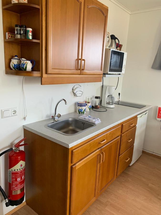 Sunna'S Guesthouse Drangsnes Bagian luar foto